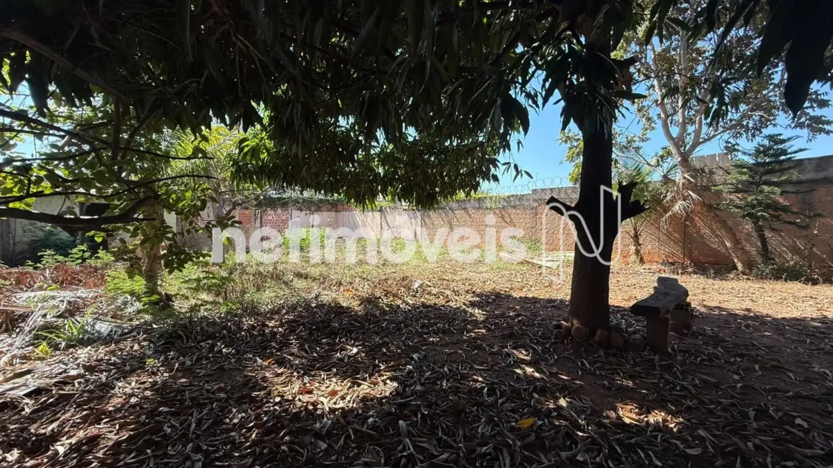 Lote para Venda com área de 481.5 m² no bairro Ibituruna