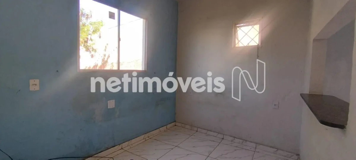 Casa para Venda com 2 quartos no bairro Vila Oliveira