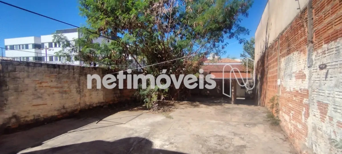 Casa para Venda com 2 quartos no bairro Vila Oliveira