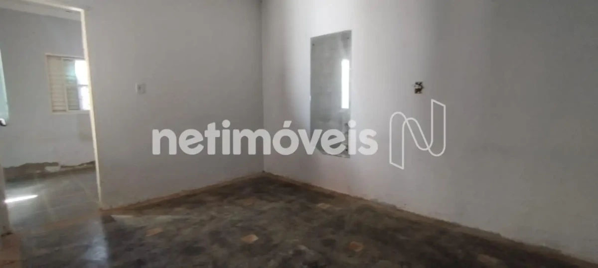Casa para Venda com 2 quartos no bairro Vila Oliveira