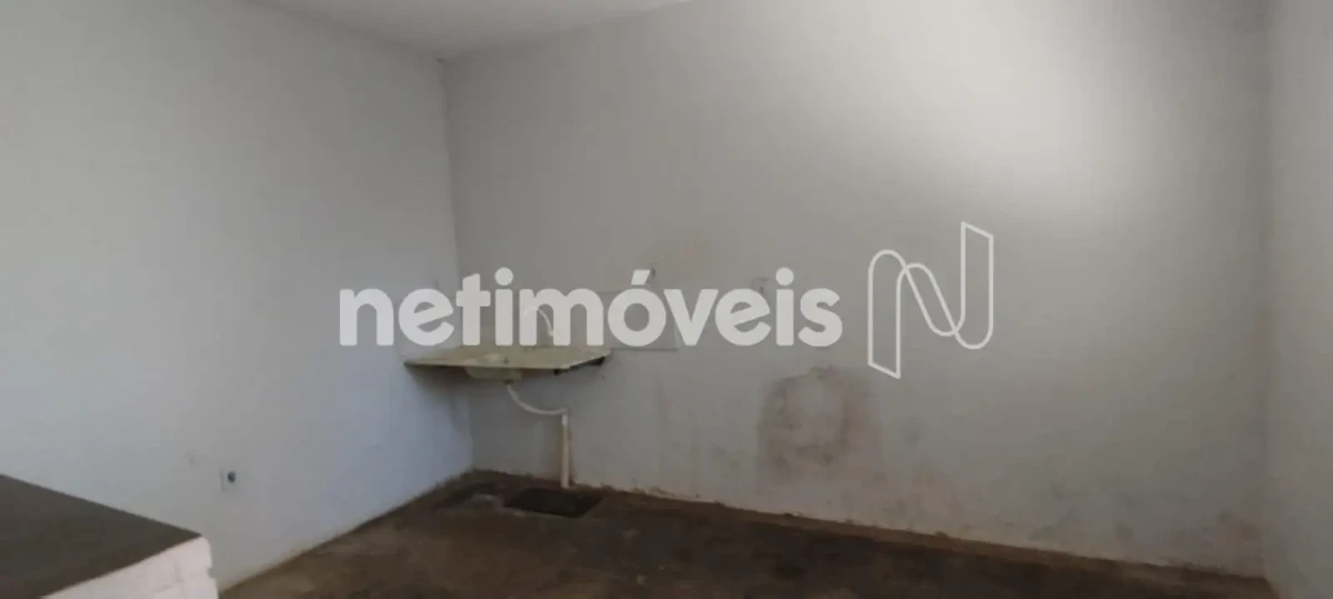 Casa para Venda com 2 quartos no bairro Vila Oliveira