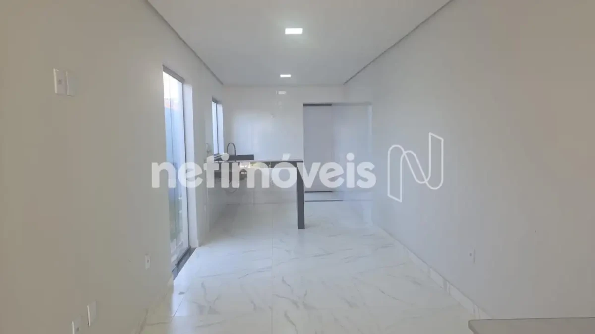 Casa para Venda com 3 quartos no bairro Loteamento Reserva Real