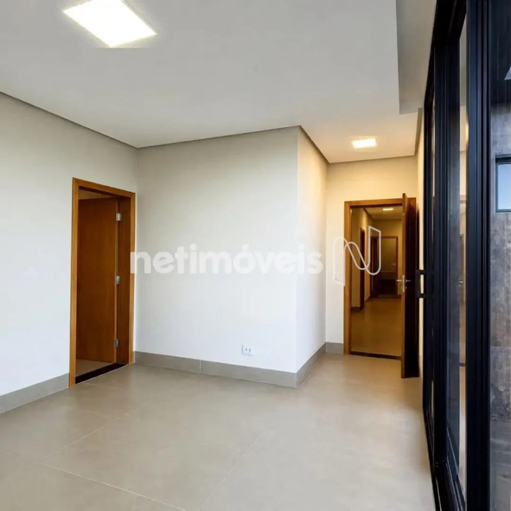 Casa em Condomínio para Venda com 4 quartos no bairro Ibituruna