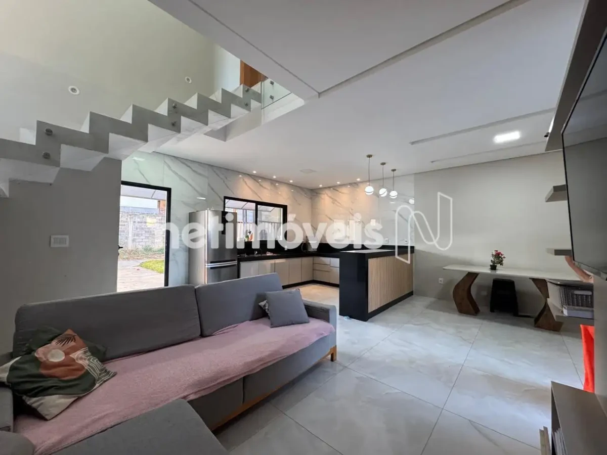 Casa para Venda com 3 quartos no bairro Morada do Sol