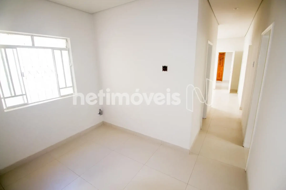 Casa para Venda com 6 quartos no bairro Centro