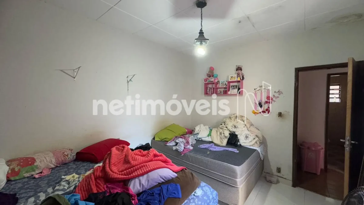 Ponto Comercial para Venda de área principal de 384 m² no bairro Canelas