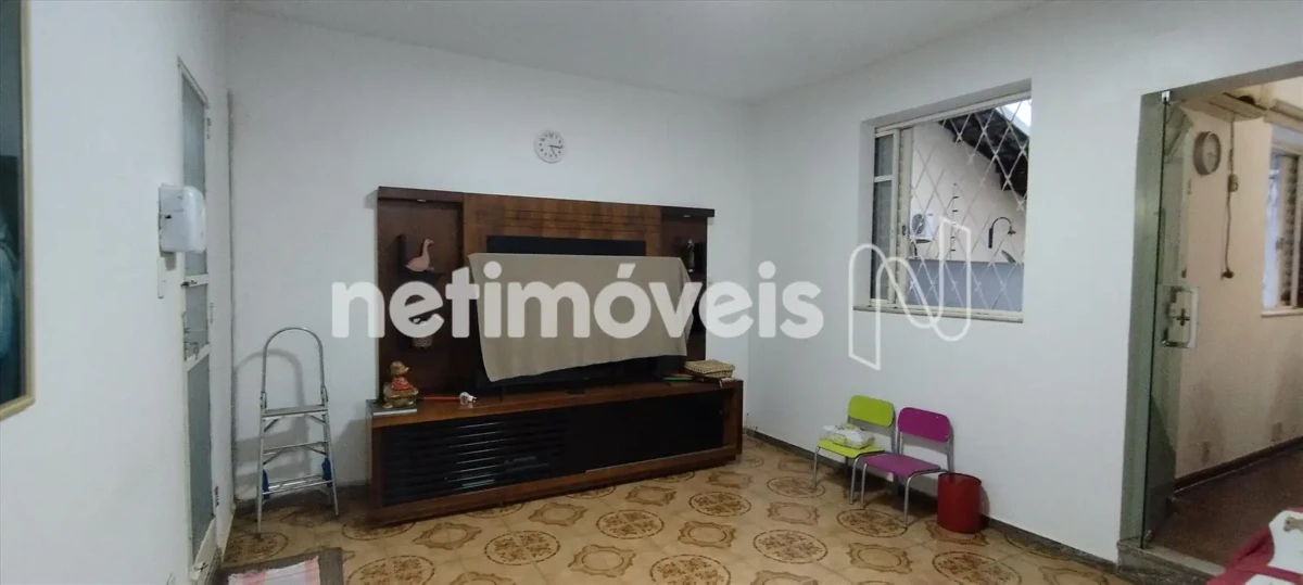 Casa para Venda com 8 quartos no bairro São José
