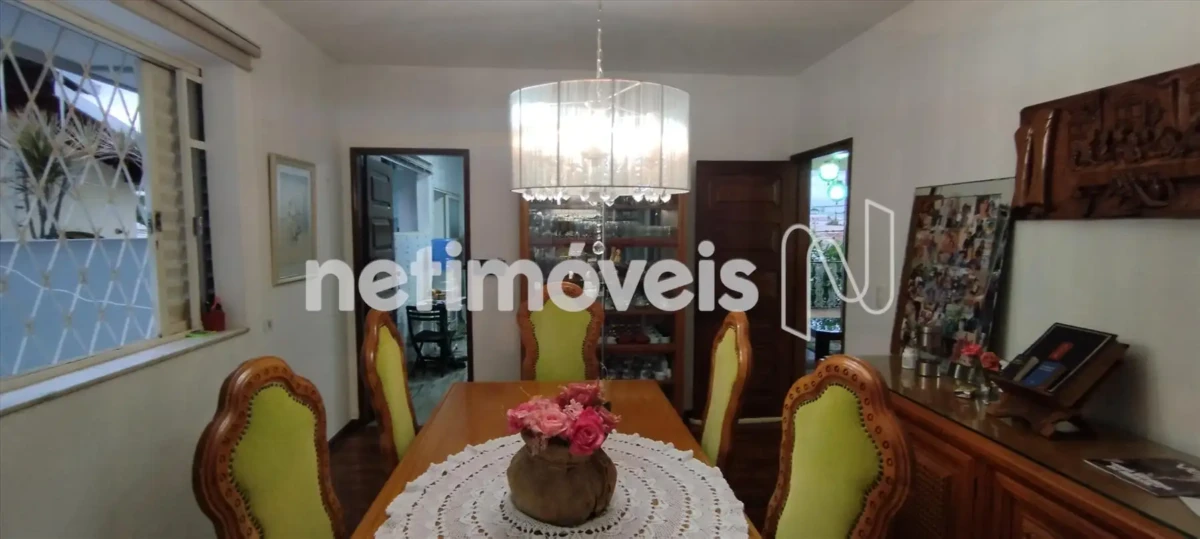 Casa para Venda com 8 quartos no bairro São José