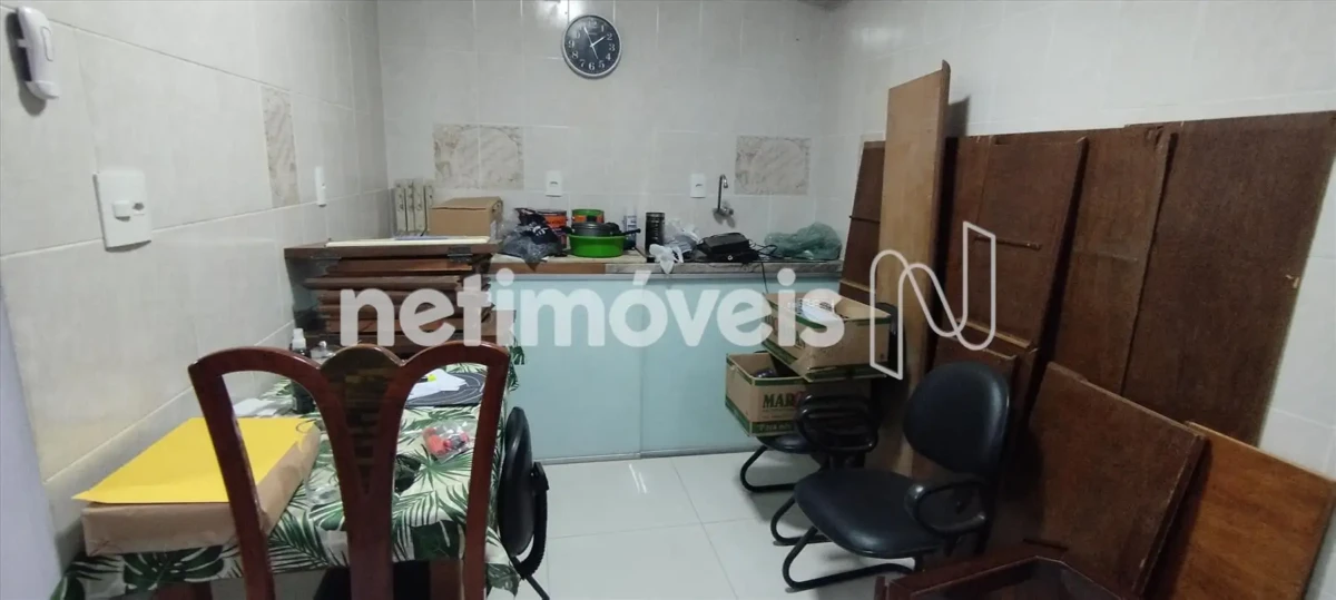 Casa para Venda com 8 quartos no bairro São José