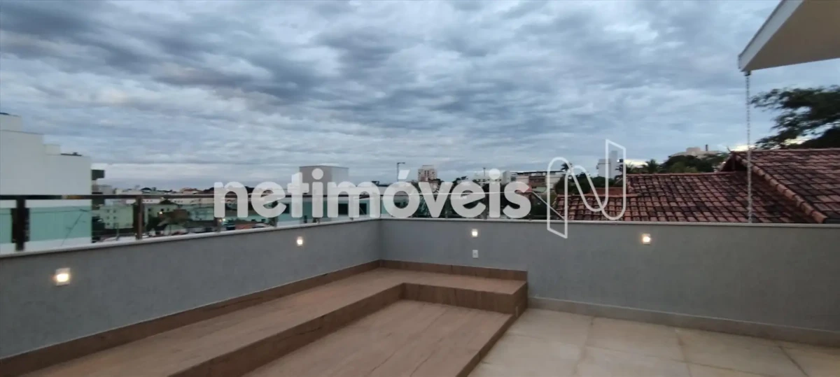 Casa para Venda com 8 quartos no bairro São José