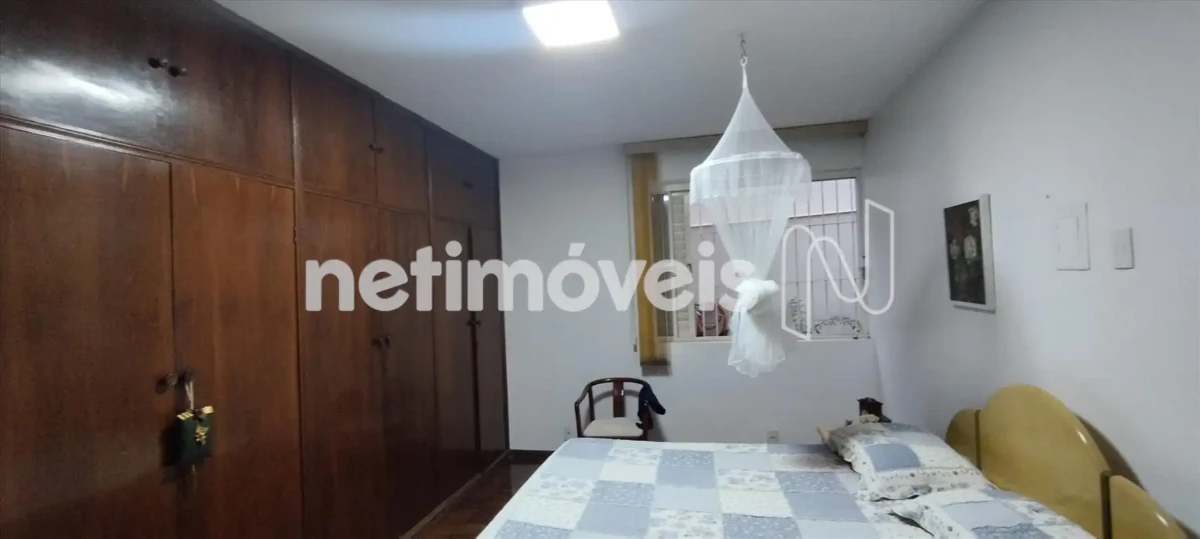 Casa para Venda com 8 quartos no bairro São José