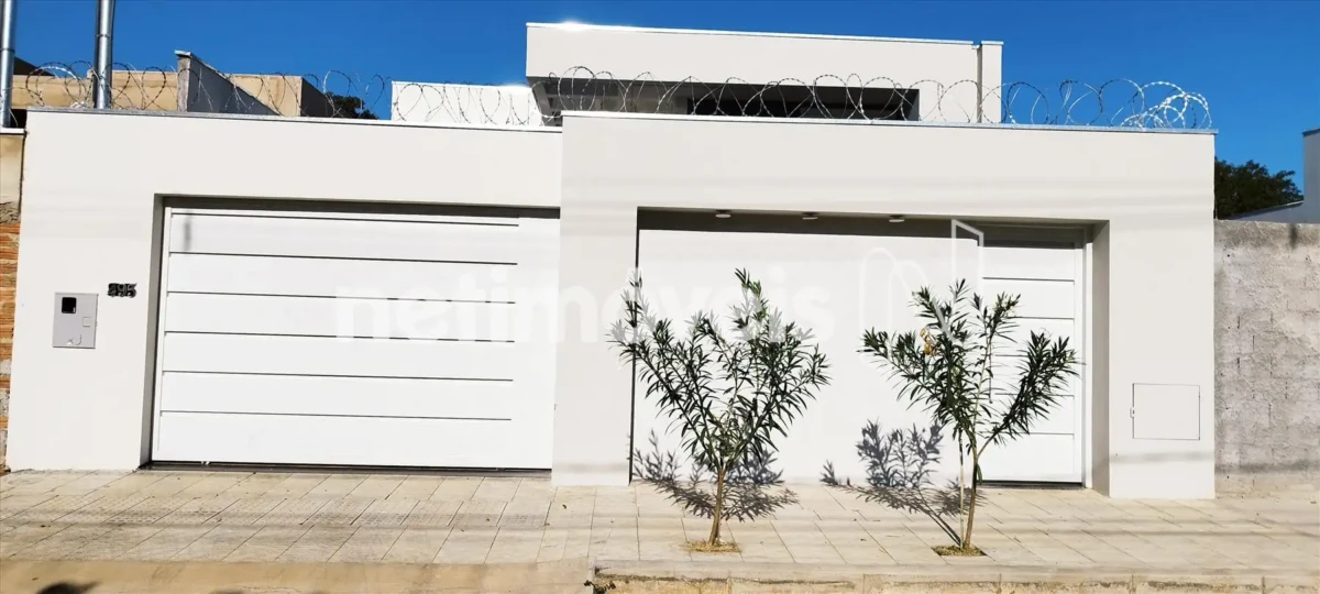 Casa para Venda com 3 quartos no bairro Morada do Sol