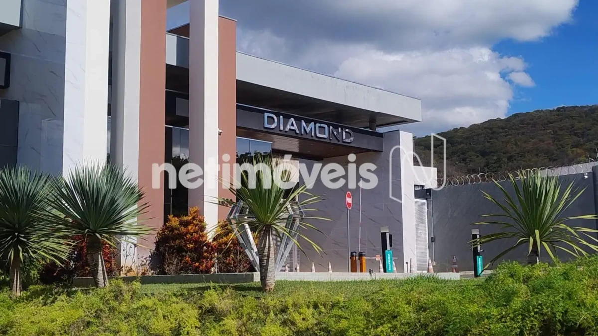 Lote para Venda com área de 578.98 m² no bairro Ibituruna