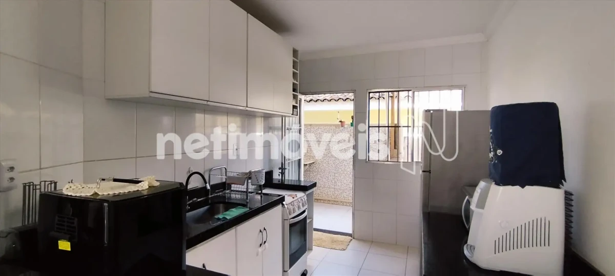Apartamento para Venda com 3 quartos no bairro Barcelona Park