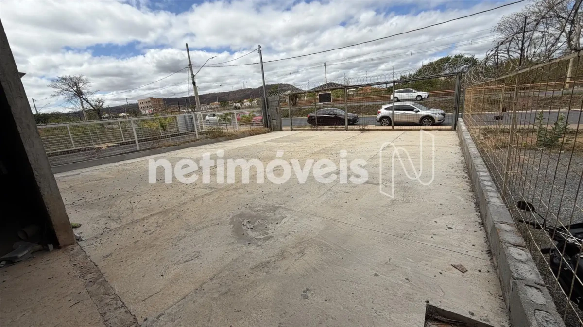 Galpão para Venda com área de 361.49 m² no bairro Residencial Parque Sul