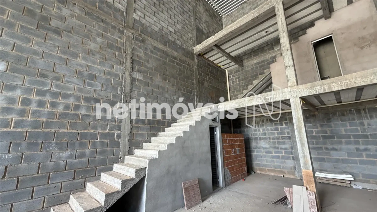 Galpão para Venda com área de 361.49 m² no bairro Residencial Parque Sul