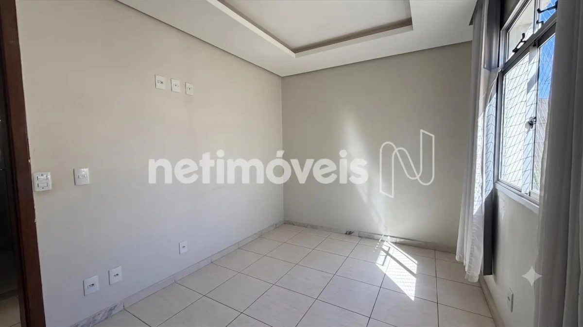 Apartamento para Venda com 2 quartos no bairro Alice Maia