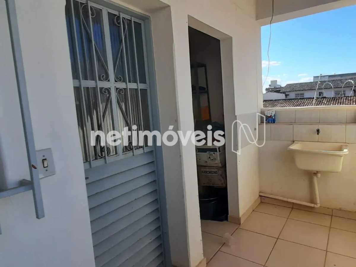 Apartamento para Venda com 3 quartos no bairro São José