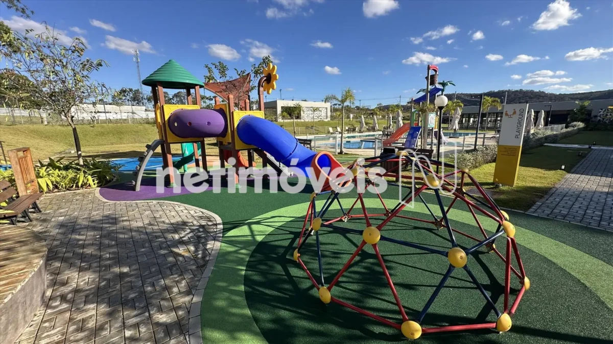 Casa para Venda com 4 quartos no bairro Residencial Terras Alphaville