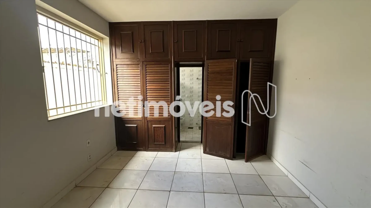 Casa para Venda com 4 quartos no bairro Todos Os Santos