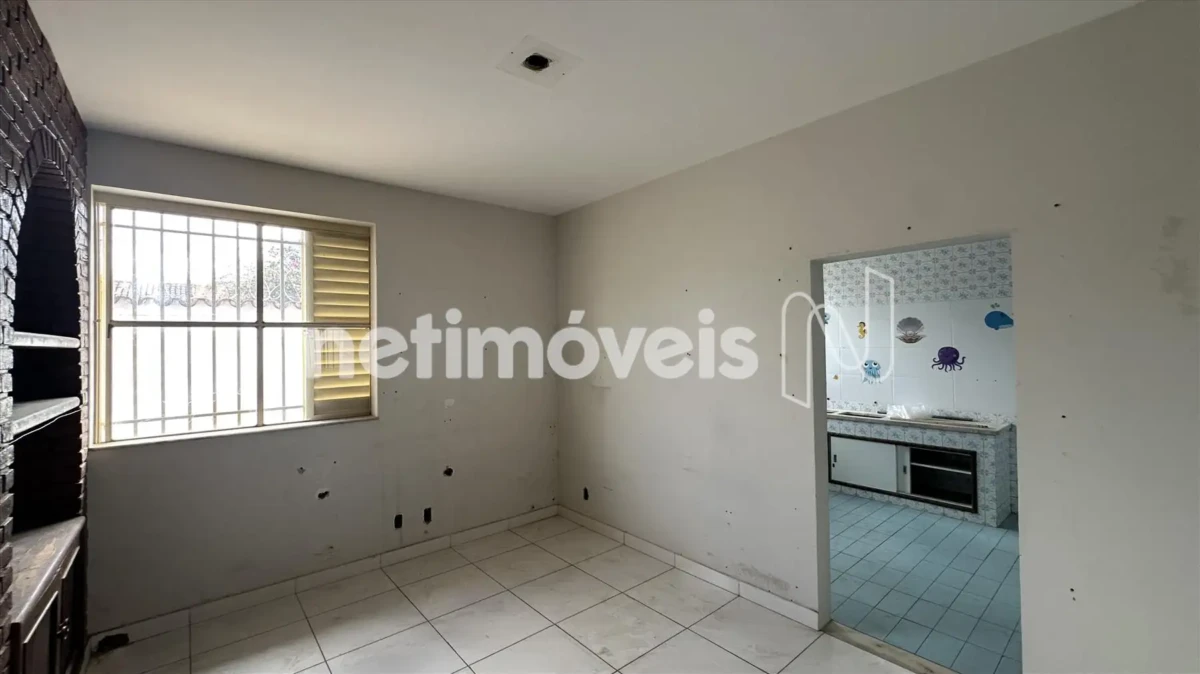 Casa para Venda com 4 quartos no bairro Todos Os Santos