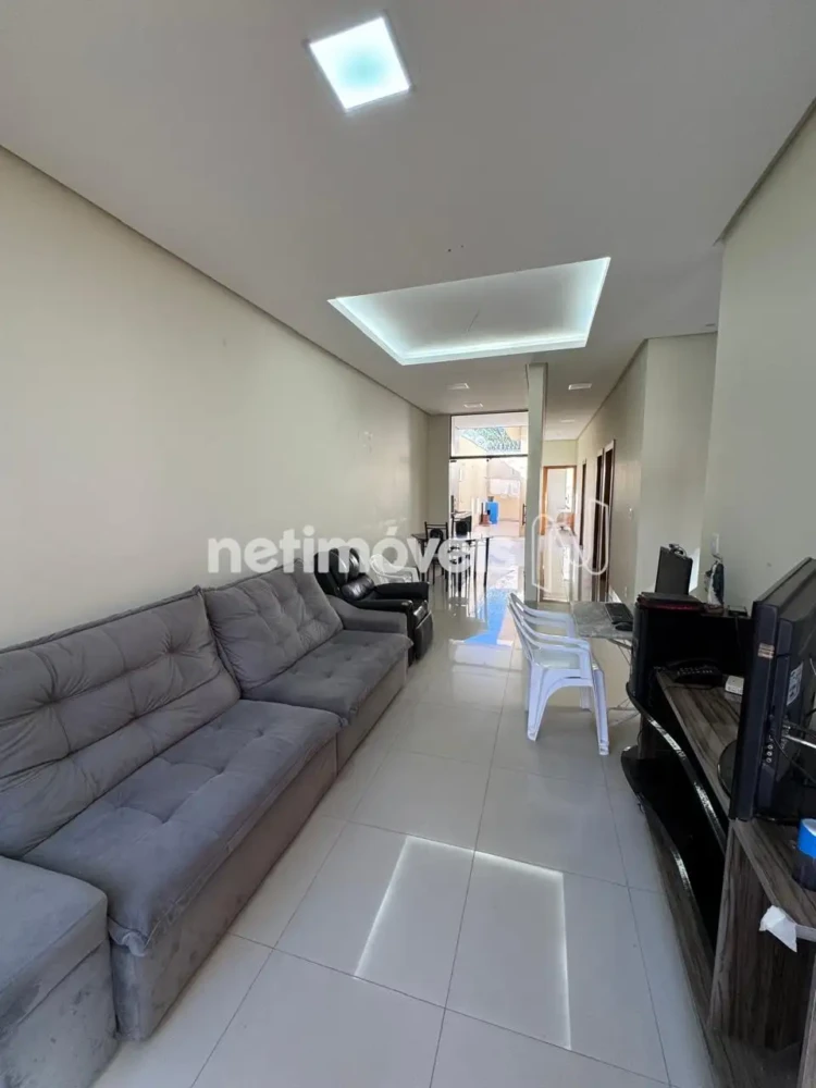 Casa para Venda com 3 quartos no bairro Loteamento Reserva Real