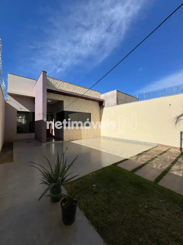 Casa para Venda com 3 quartos no bairro Loteamento Reserva Real