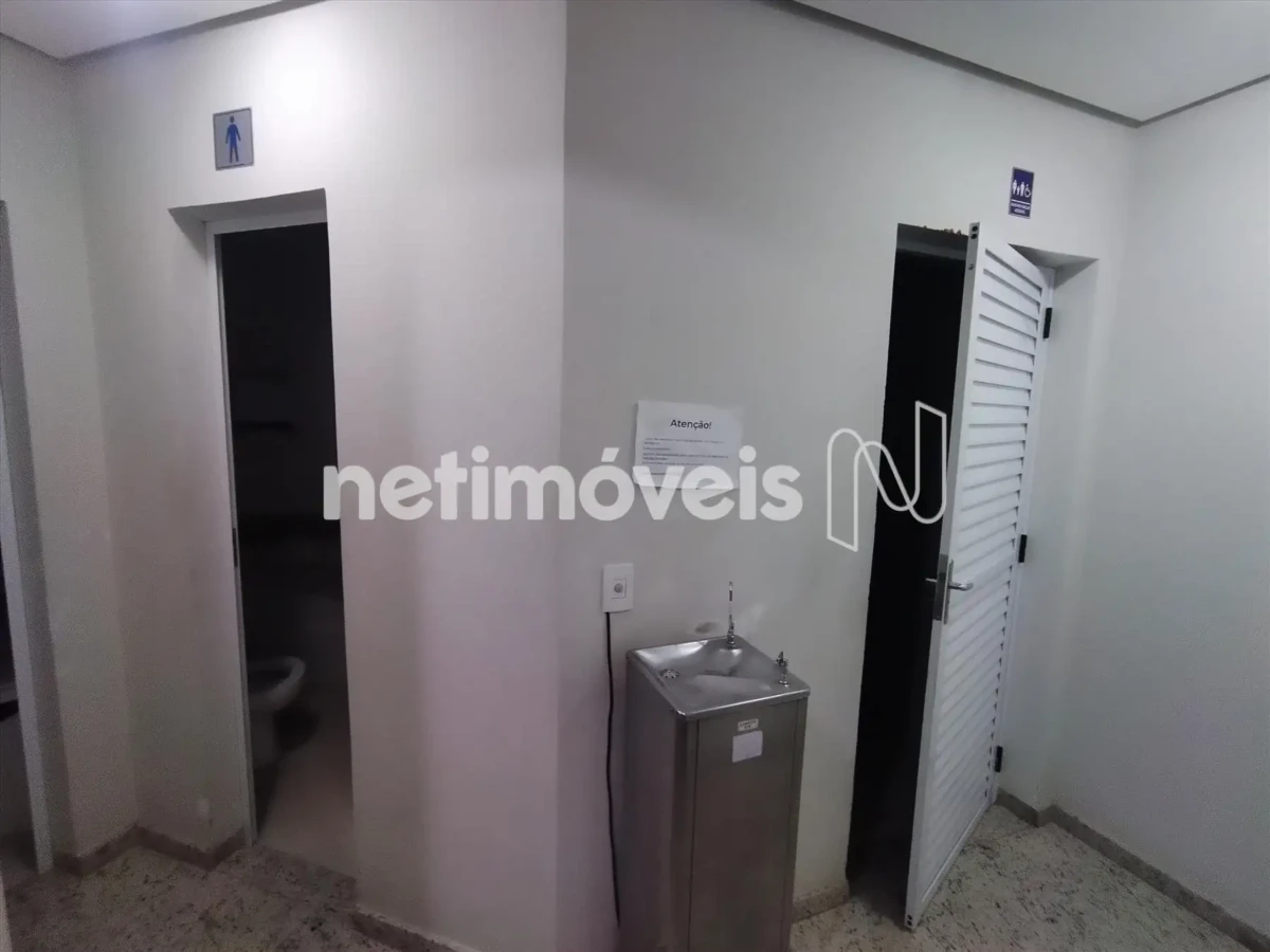 Sala para Venda de área principal de 46 m² no bairro Centro