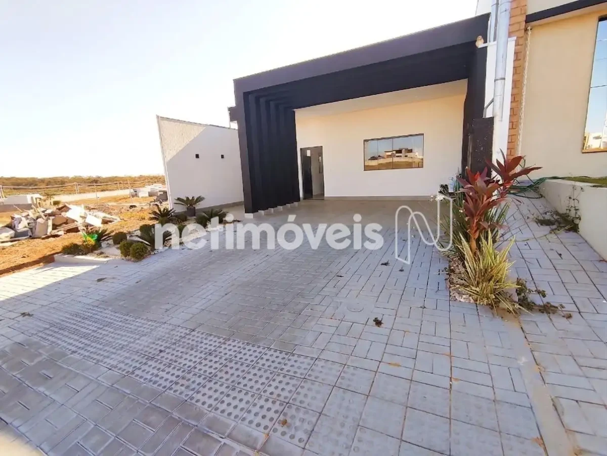 Casa para Venda com 3 quartos no bairro Vila Segura