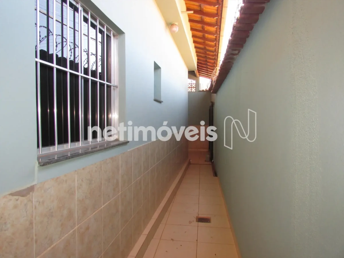 Casa para Venda com 3 quartos no bairro São Judas Tadeu