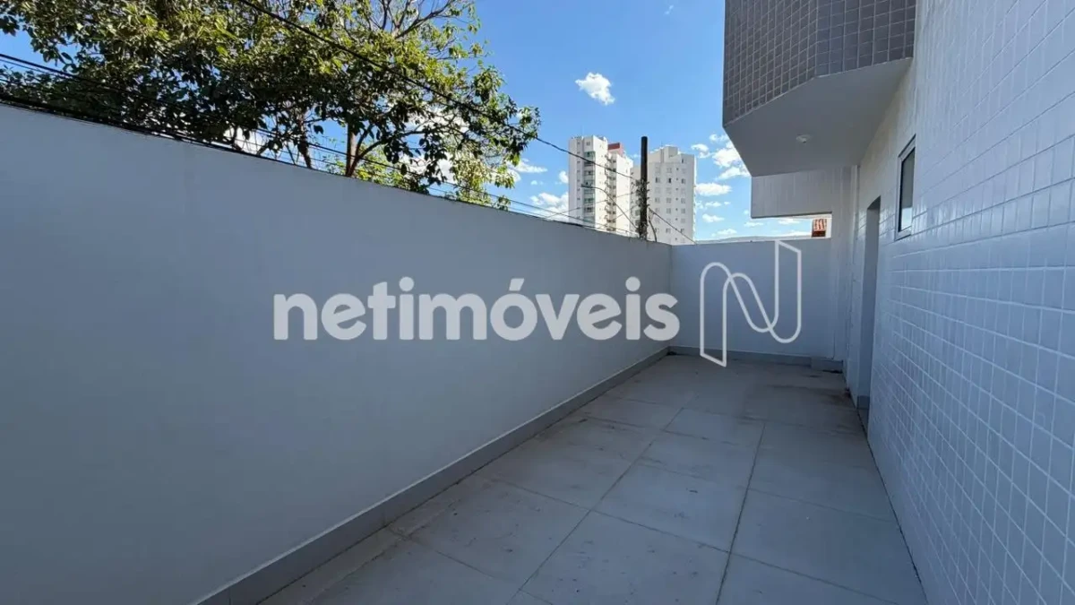 Apartamento para Venda com 3 quartos no bairro Cândida Câmara