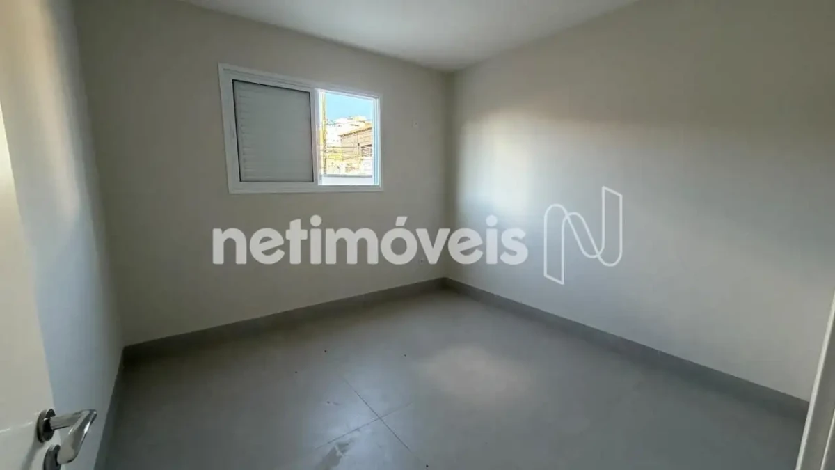 Apartamento para Venda com 3 quartos no bairro Cândida Câmara