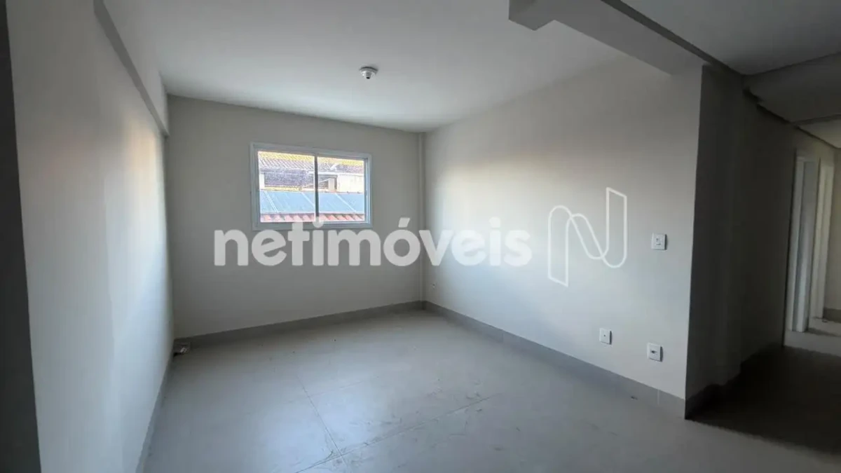 Apartamento para Venda com 3 quartos no bairro Cândida Câmara
