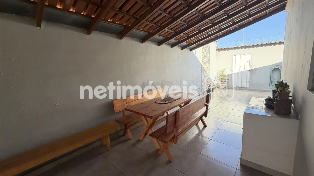 Casa para Venda com 3 quartos no bairro São Judas Tadeu