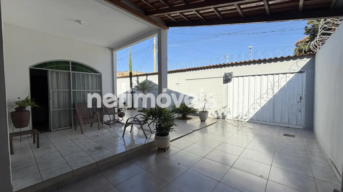 Casa para Venda com 3 quartos no bairro São Judas Tadeu