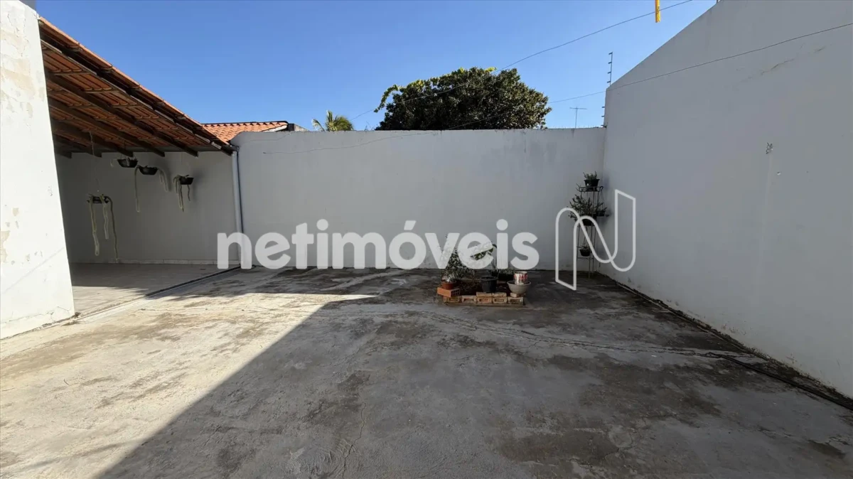Casa para Venda com 3 quartos no bairro São Judas Tadeu