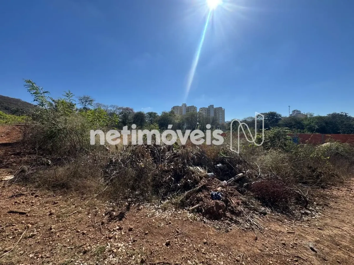 Lote para Venda com área de 1505.56 m² no bairro Ibituruna