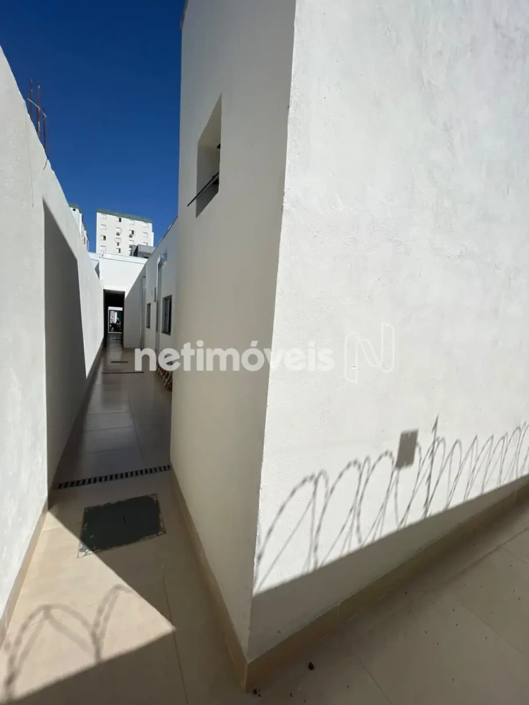 Casa para Venda com 3 quartos no bairro São Mateus