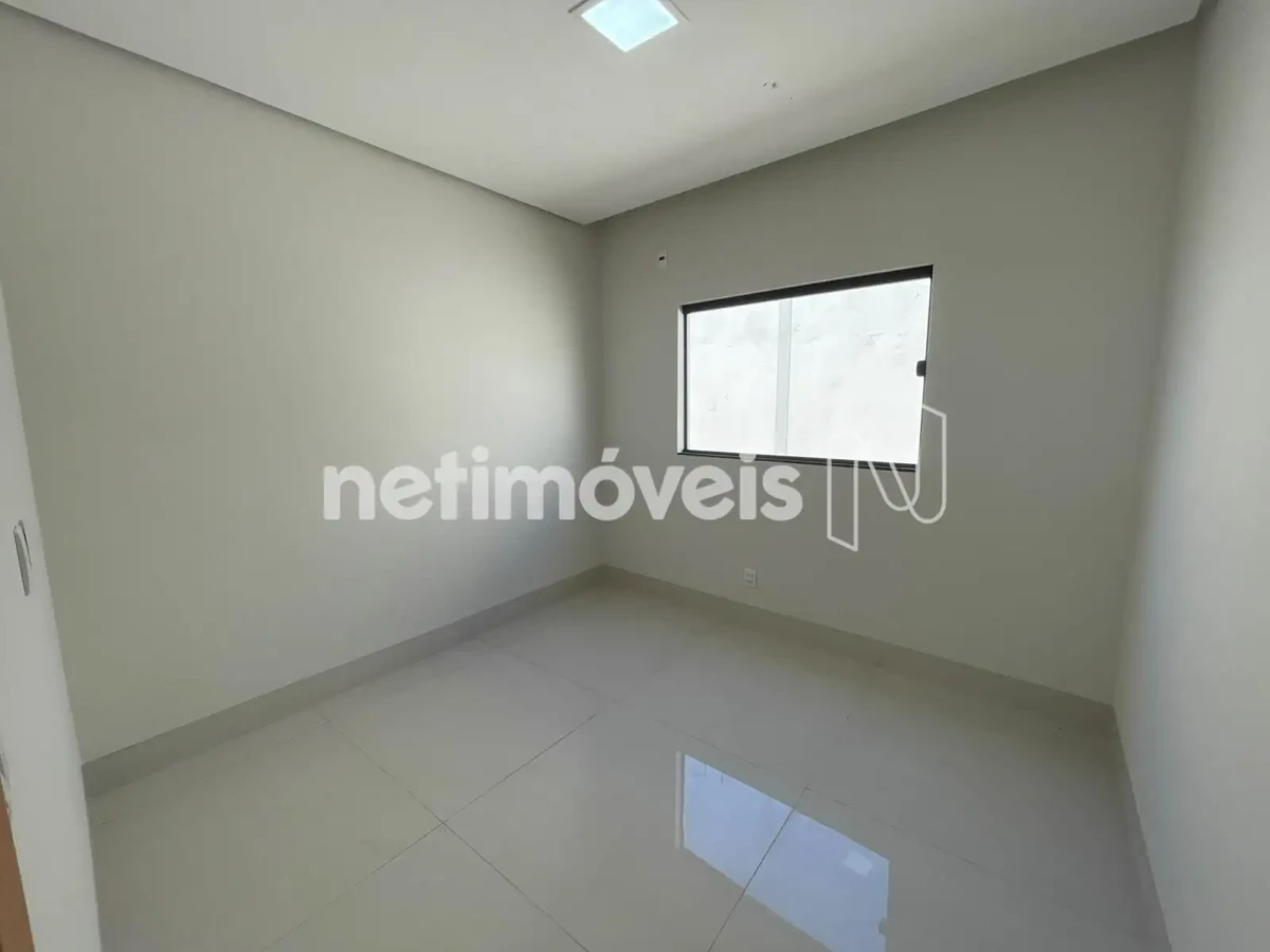 Casa para Venda com 3 quartos no bairro São Mateus