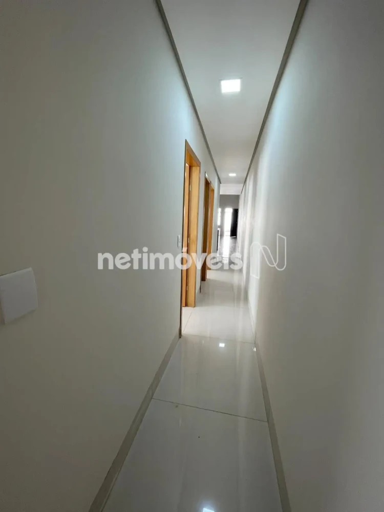 Casa para Venda com 3 quartos no bairro São Mateus