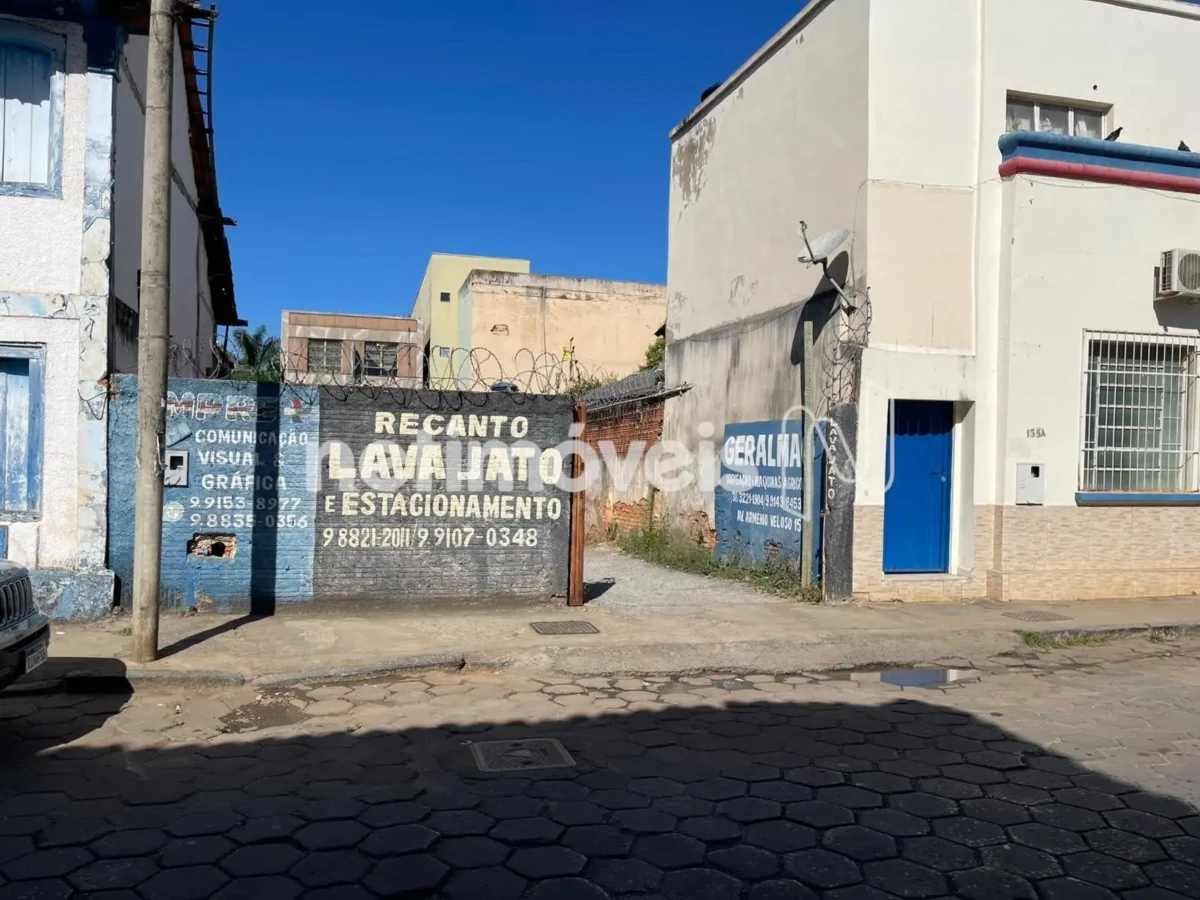 Lote para Venda com área de 297 m² no bairro Centro