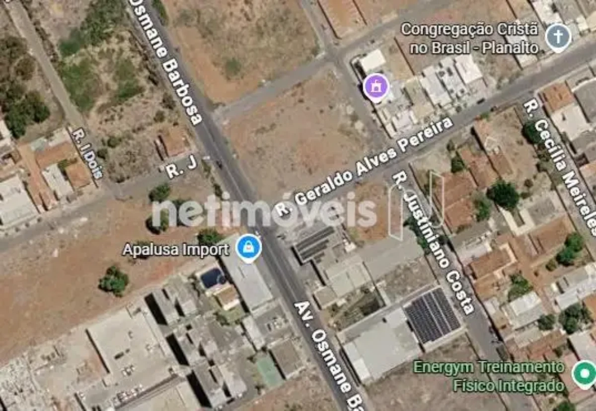 Lote para Venda com área de 810 m² no bairro Planalto