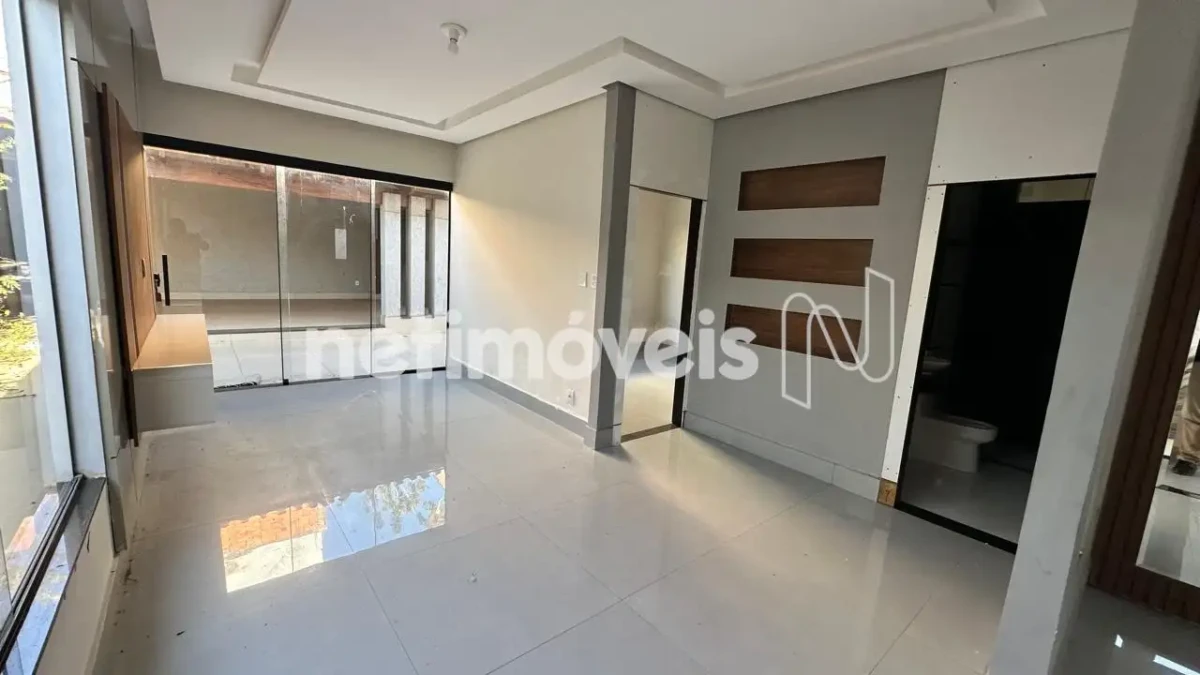 Casa para Venda com 3 quartos no bairro Vila Campos
