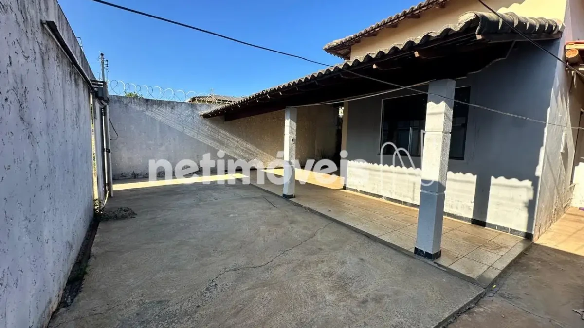 Casa para Venda com 3 quartos no bairro Vila Campos