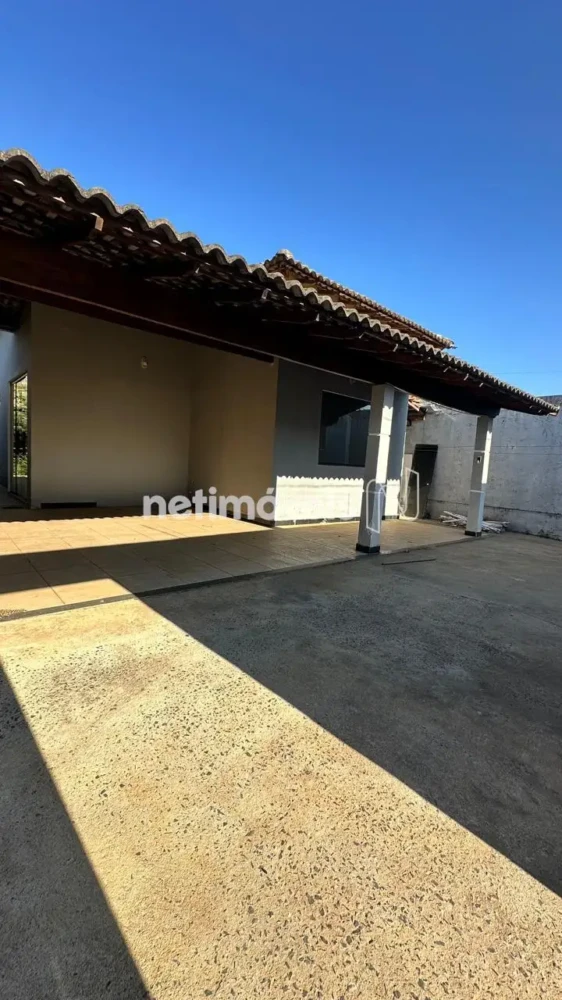 Casa para Venda com 3 quartos no bairro Vila Campos