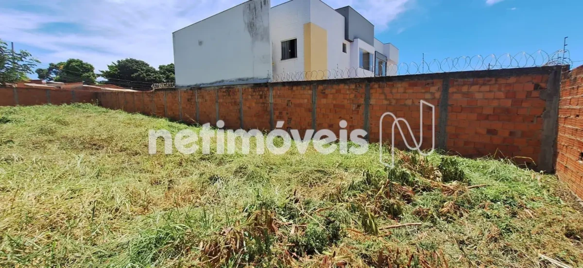 Lote para Venda com área de 660 m² no bairro Vila Mauricéia