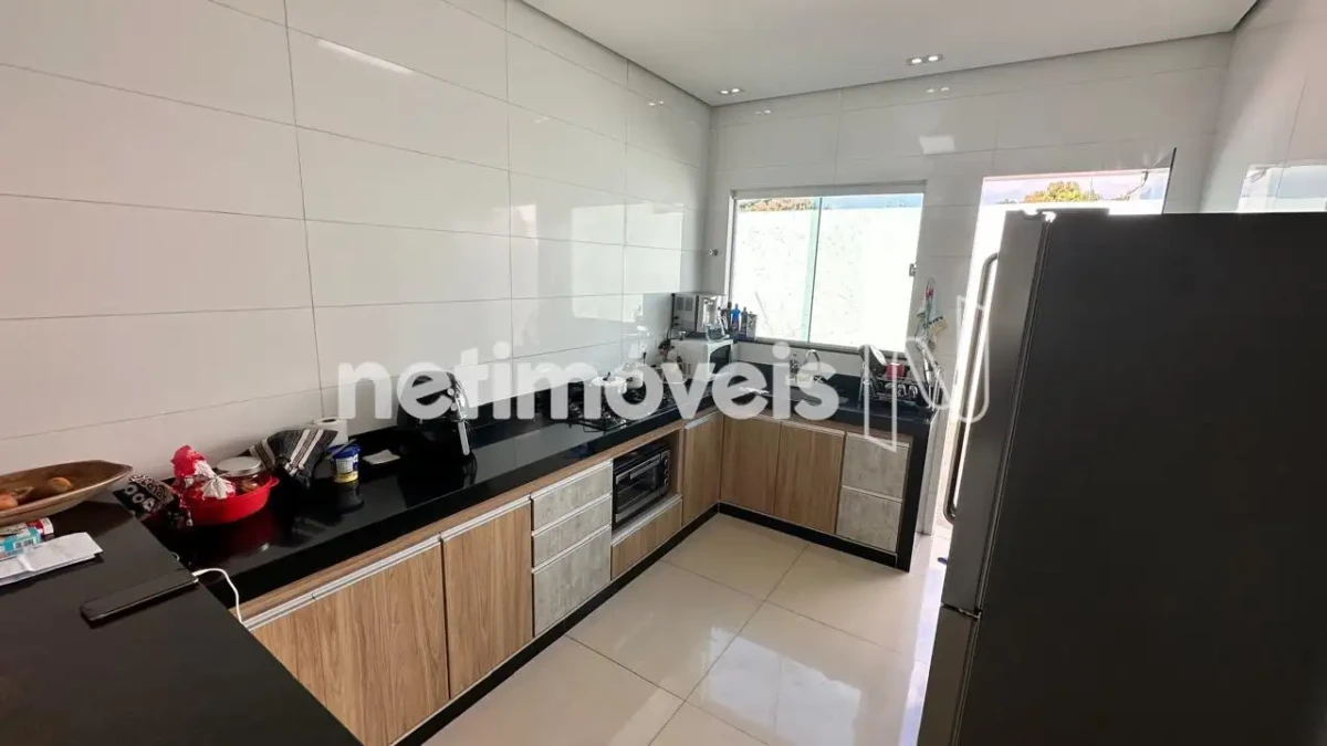 Casa para Venda com 3 quartos no bairro Esplanada