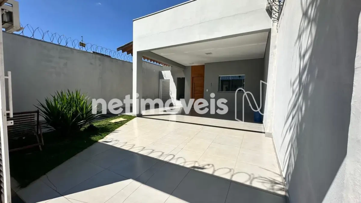 Casa para Venda com 3 quartos no bairro Loteamento Reserva Real