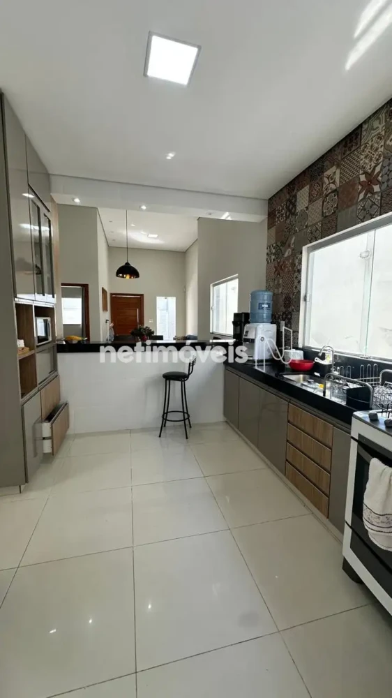 Casa para Venda com 3 quartos no bairro Loteamento Reserva Real