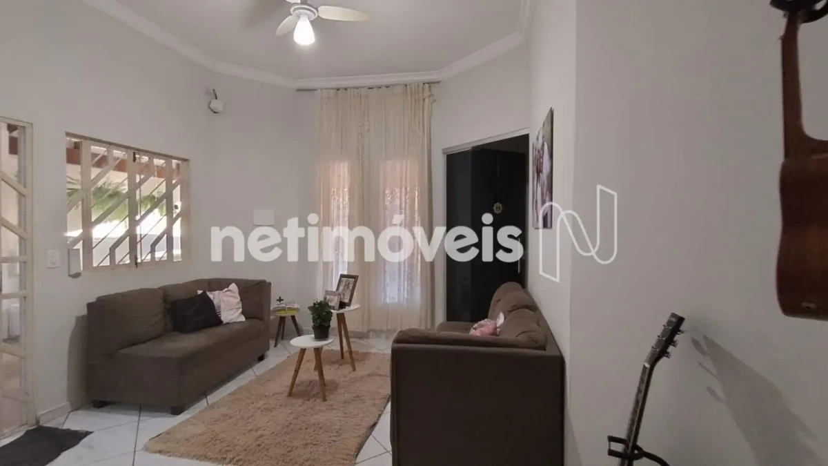 Casa para Venda com 6 quartos no bairro Santa Rita Il
